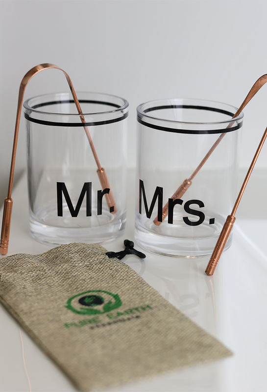 copper tongue scraper with carry bag